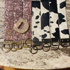 Wristlets keychains